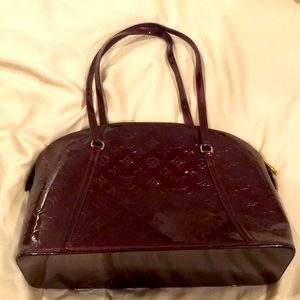 LOUIS VUITTON Vernis Avalon Shoulder Bag